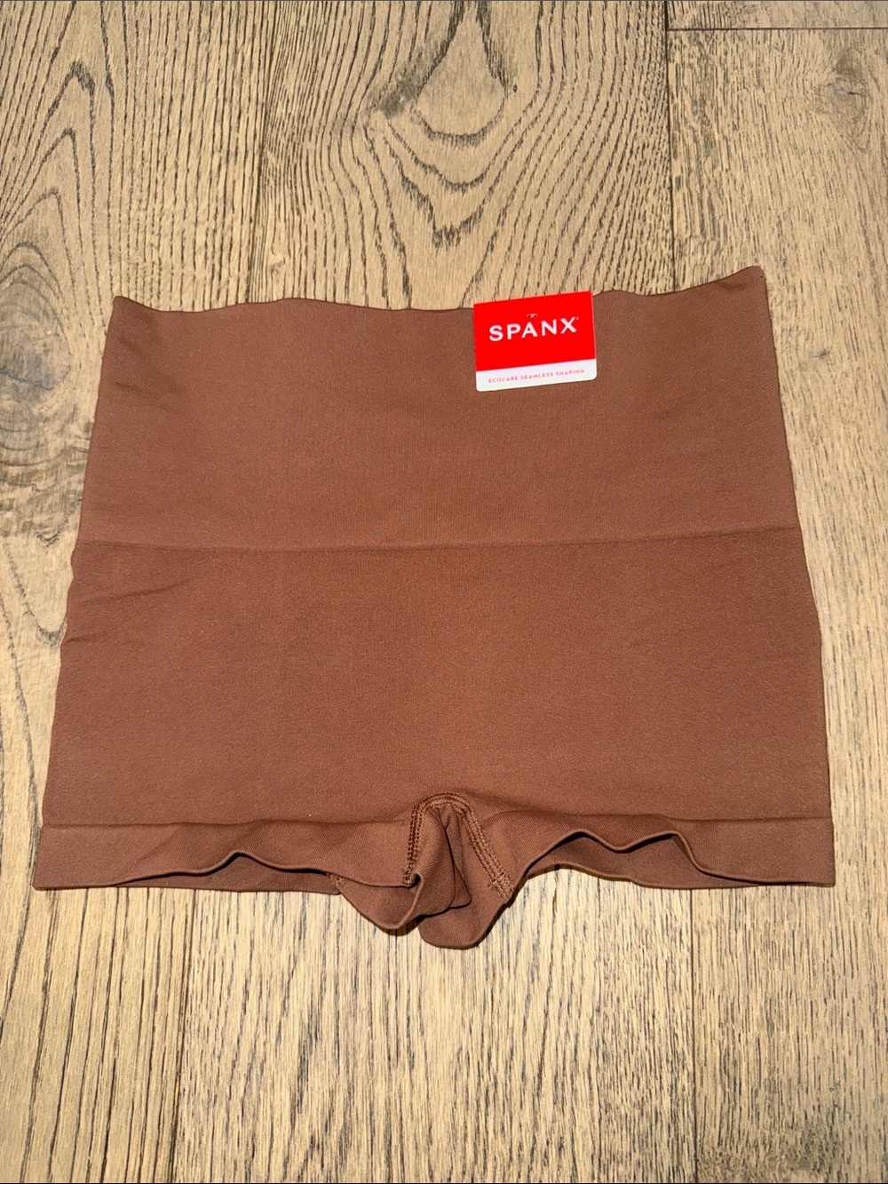 NWT Spanx Ecocare Seamless Shaping boy shorts, chestnut brown, Medium - Picture 2 of 3